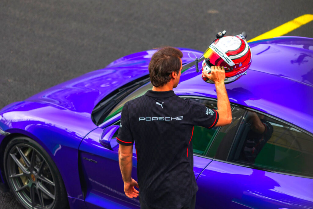 "디자인만 예쁜 줄 알았는데"…비싼 가격에도 포르쉐 찾는 이유 4 Porsche Taycan Turbo GT new Record (4)