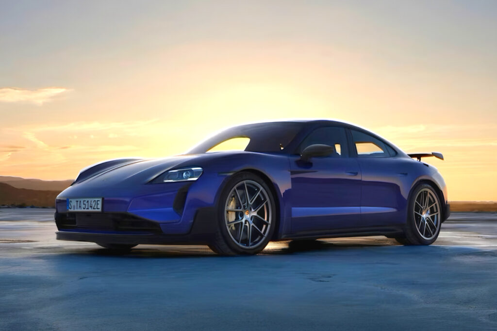 "디자인만 예쁜 줄 알았는데"…비싼 가격에도 포르쉐 찾는 이유 8 Porsche Taycan Turbo GT new Record (8)