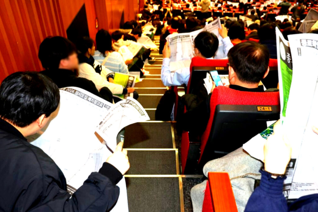 월 60만원 넘게 따박따박? "이런데 어떻게 따라잡나요"…서민들은 '한숨만' 1 사교육비 역대 최대
