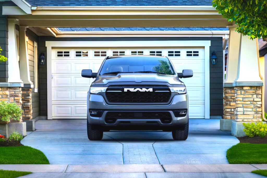 1100km 주행하는 픽업트럭 "진짜가 나타났다"…모두가 알던 전기차가 아니다 6 Ram 1500 Ramcharger Unveiled (6)