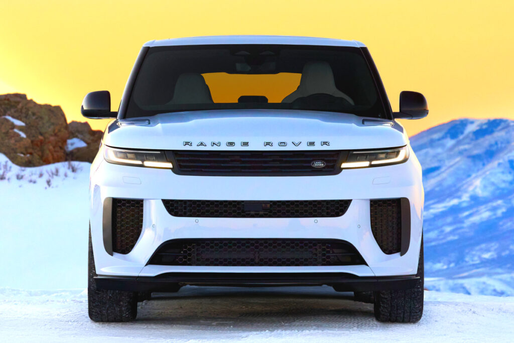전 세계에 단 3대? "럭셔리 SUV 새롭게 나왔다"...가격표 보더니 '깜짝' 4 RangeRover Sport SV Park City Edition (4)