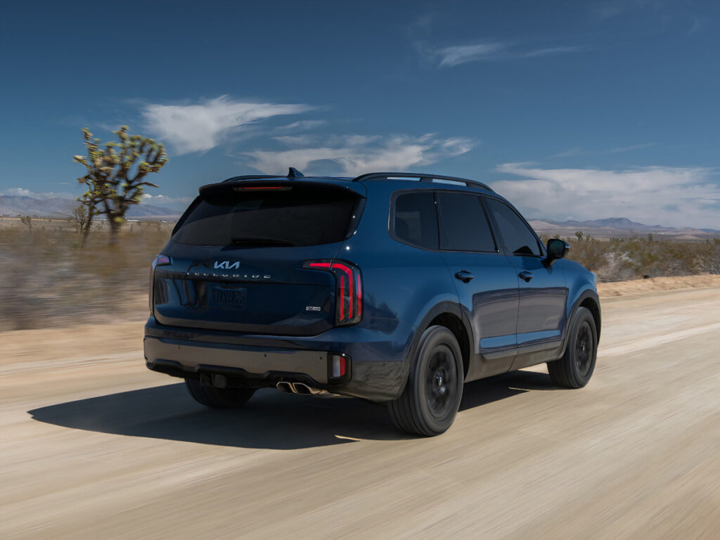 "팰리세이드도 한 수 접겠네"…대형 SUV 사랑하는 한국인들, 신차 기대감에 '반응 폭발' 8 Rear view of the new Telluride (8)