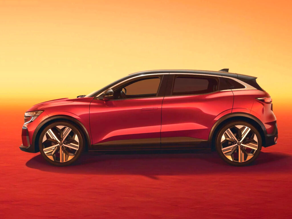 그랑 콜레오스 성공하자 탄력받은 '르노'…새로운 스타일의 전기차 공개 1 Renault Megane E-Tech unveiled