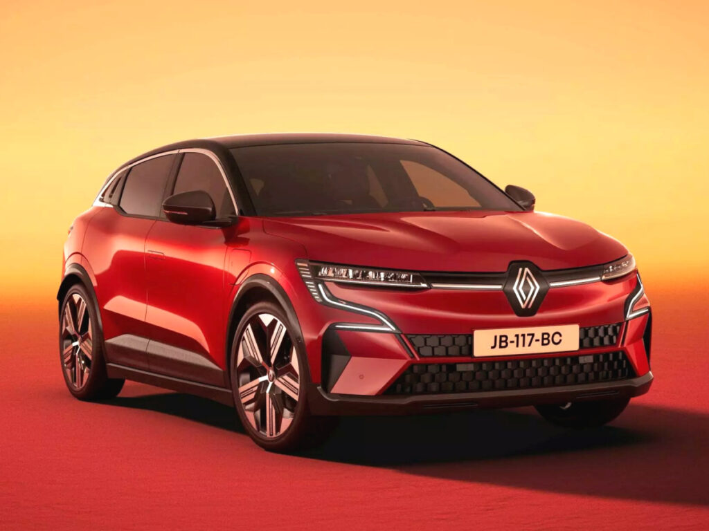 그랑 콜레오스 성공하자 탄력받은 '르노'…새로운 스타일의 전기차 공개 2 Renault Megane E-Tech unveiled (2)
