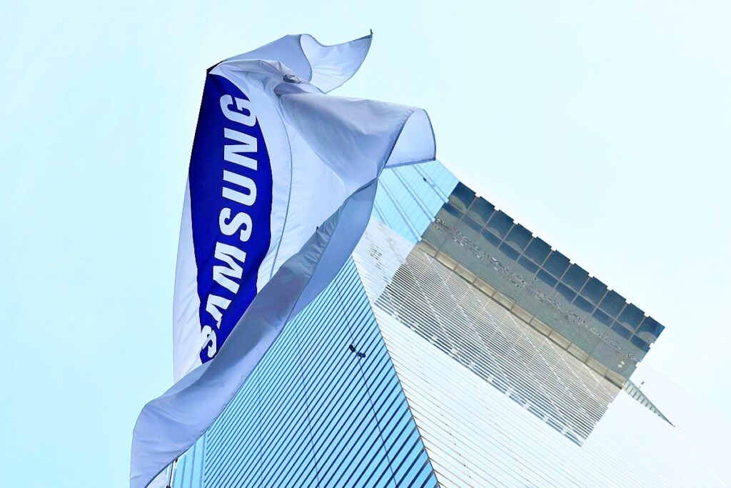 계속해서 휘청거리더니 "드디어 결단 내렸다"…삼성, 파격적 움직임에 '들썩' 1 삼성전자
