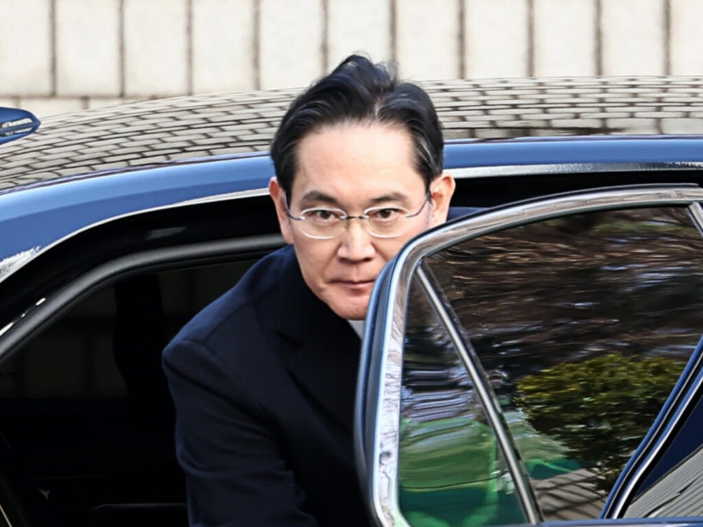 삼성·SK도 아니었다 "연봉이 무려 323억…?" 예상 밖 결과에 '깜짝' 4 삼성 SK 연봉