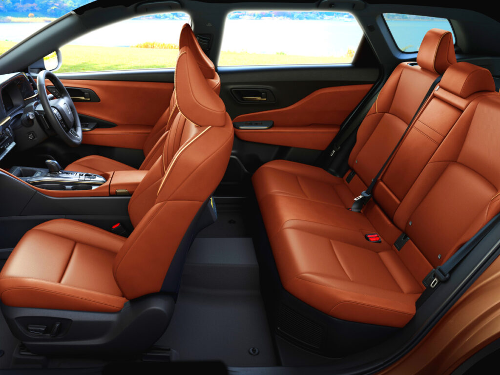 팰리세이드급 크기인데 "연비만 무려 20km/L"…자세히 보니 '대박' 5 Toyota Crown Estate Revealed (5)