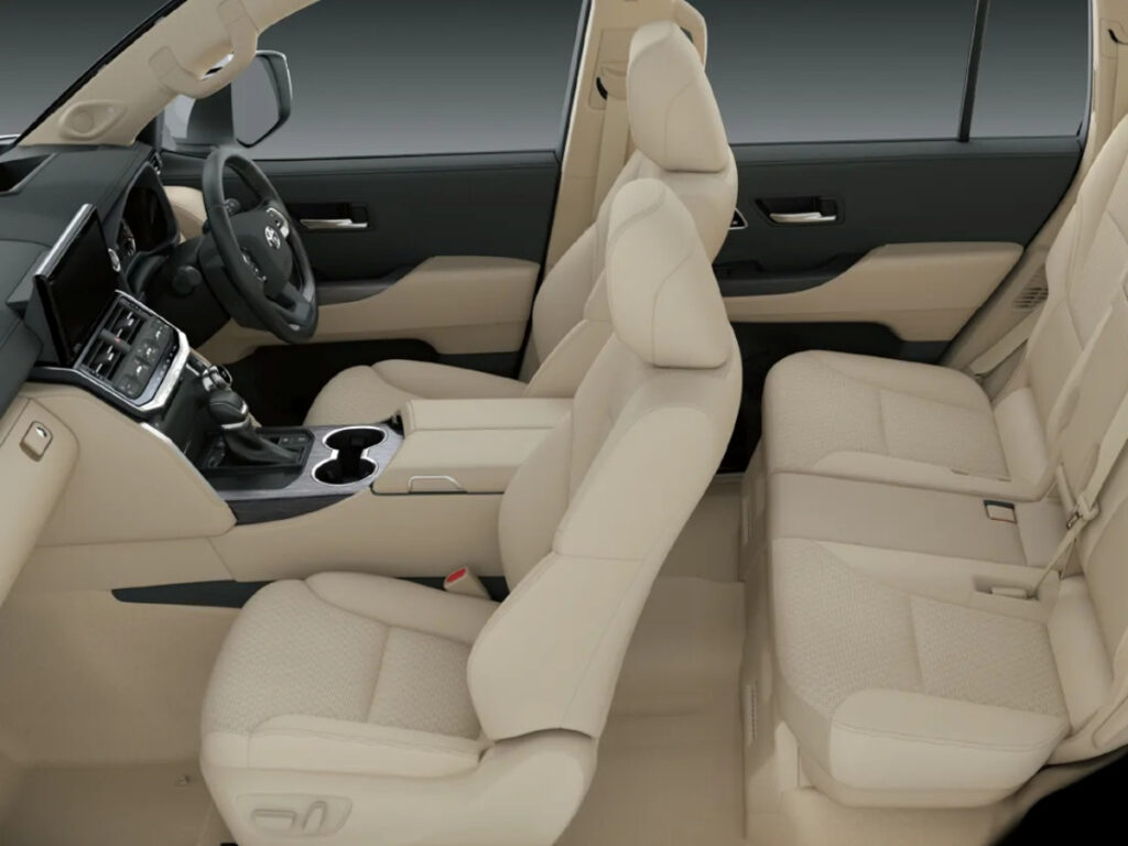 레인지로버급 SUV "4년 만에 확 바뀌었다"…실내 디자인 본 아빠들 '깜짝' 놀란 이유 4 Toyota Unveils New Land Cruiser (4)