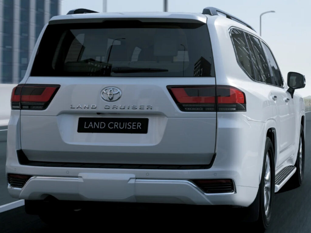 레인지로버급 SUV "4년 만에 확 바뀌었다"…실내 디자인 본 아빠들 '깜짝' 놀란 이유 7 Toyota Unveils New Land Cruiser (7)