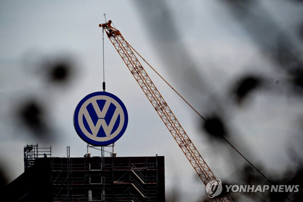 "BMW·벤츠보다 잘나갔던 곳이 대체 왜?"… 돌연 발표에 업계 ‘발칵’ 뒤집힌 이유 2 폭스바겐 핵심 모델 재편