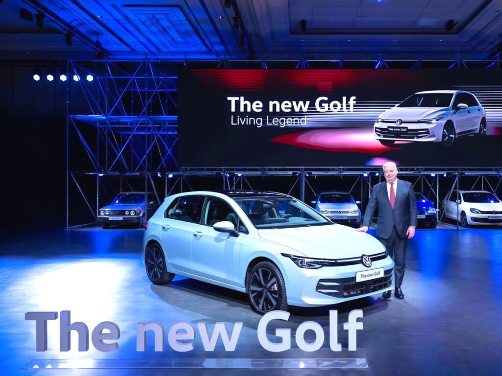 하이브리드도 아닌데 "한 번에 860km 간다"…새롭게 태어난 국민 '수입차' 2 Volkswagen launches new Golf (2)