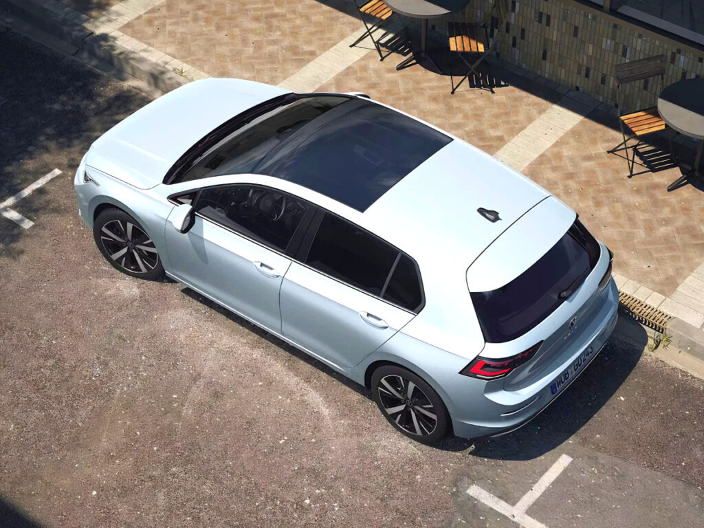 하이브리드도 아닌데 "한 번에 860km 간다"…새롭게 태어난 국민 '수입차' 9 Volkswagen launches new Golf (9)