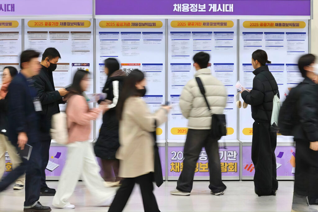 박사 학위까지 받았는데 "이럴 줄은 몰랐다"...대한민국 청년들의 안타까운 '현실' 7 Young PhDs struggle to find jobs (7)