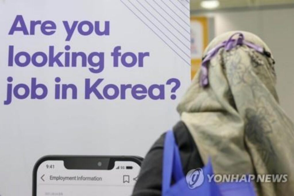 뭉칫돈 싸들고 한국 왔는데 "이렇게 떠나야한다니"…외국인들 '난리'난 이유가 3 유학생