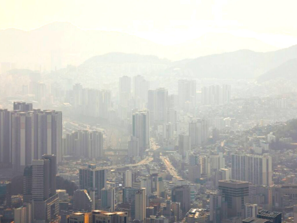"숨만 쉬어도 뇌가 망가진다?"...봄철 미세먼지가 '이것'까지 유발해 1 미세먼지 우울증