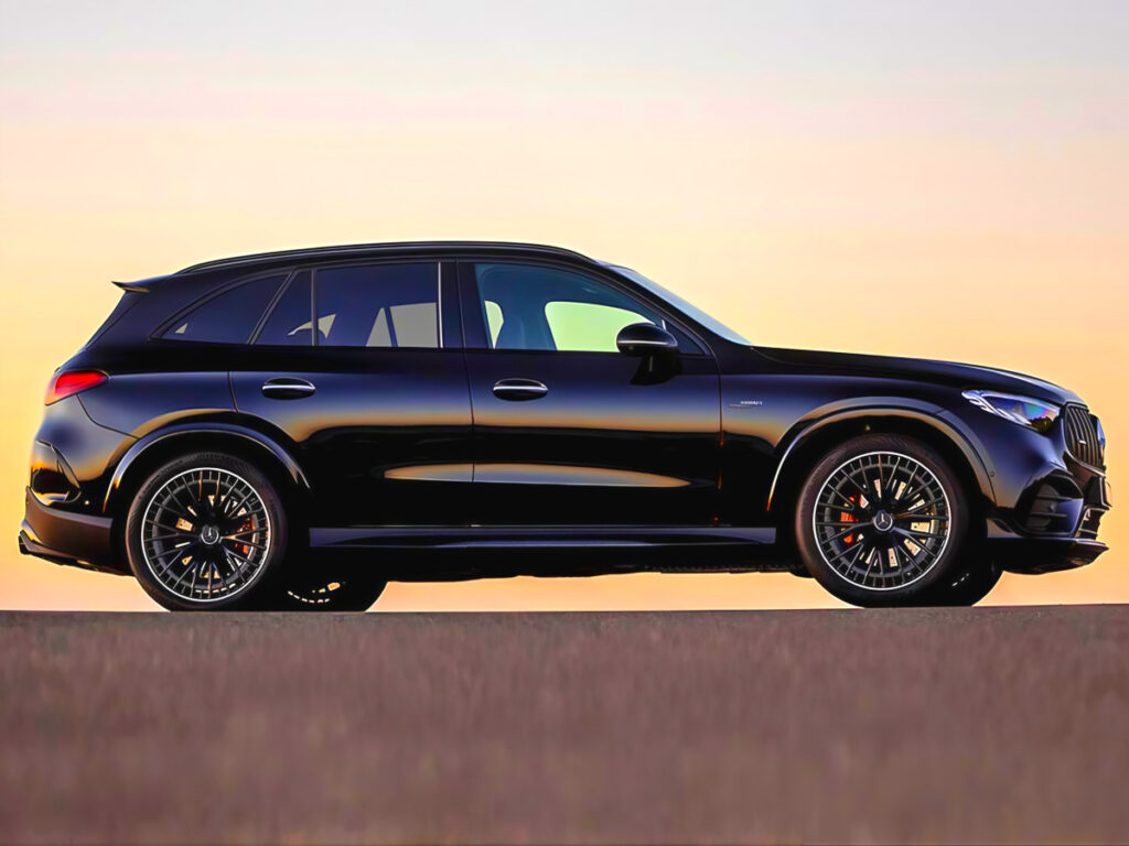 1400만 원 싸졌는데 "성능은 그대로"…BMW와는 확연히 다른 車, 뭐길래? 1 AMG GLC43 Edition R unveiled