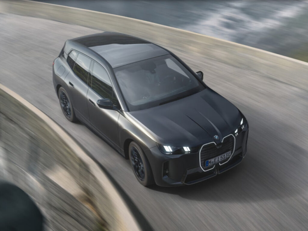 감탄만 나온다는 고성능 전기차 "테슬라·아우디와는 달라요"…정체 보니 '납득' 4 BMW New iX M70 xDrive (4)