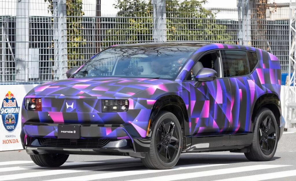 신차 등장에 기대했는데 "디자인 무엇?"…말문이 막힌다는 신형 전기 SUV 2 Honda 0 SUV prototype unveiled (2)