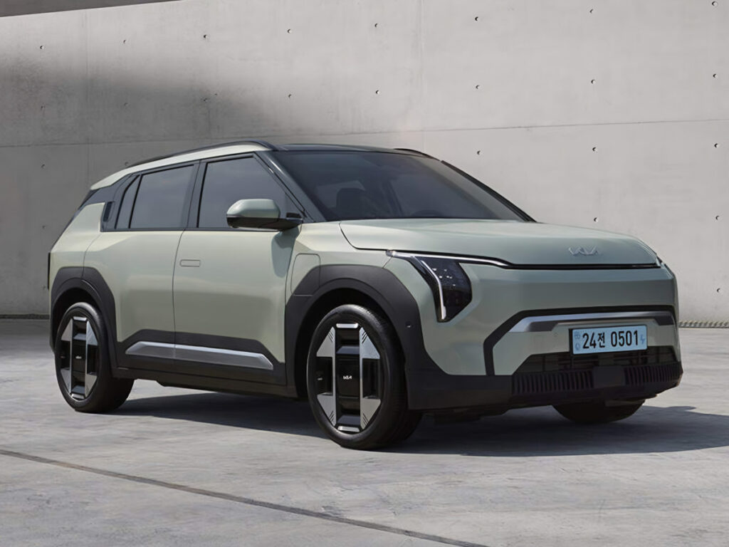 "포르쉐도 BMW도 아니었다"…전 세계가 주목한 국산 전기차, 뜻밖의 소식에 '활짝' 4 Hyundai Kia World Car of the Year (4)
