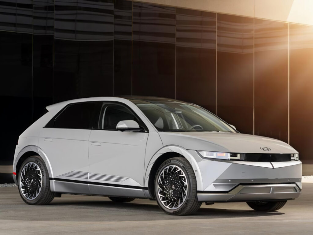 초유의 사태에 "회심의 결단 내렸다"…잘나가던 현대차 대체 어쩌다가 2 Hyundai stops production of EV (2)