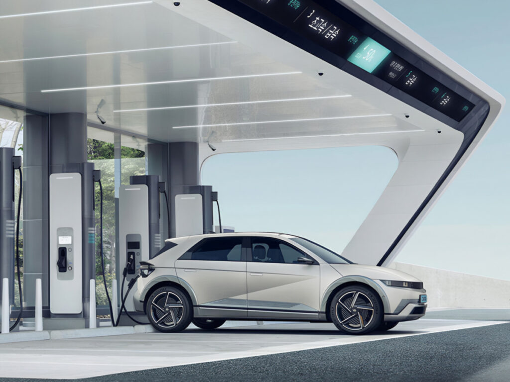 선풍적인 인기 끌었는데 "이젠 안산다"...선호도 1위였는데, 이제 '어쩌나' 7 Increased hybrid ev sales (7)