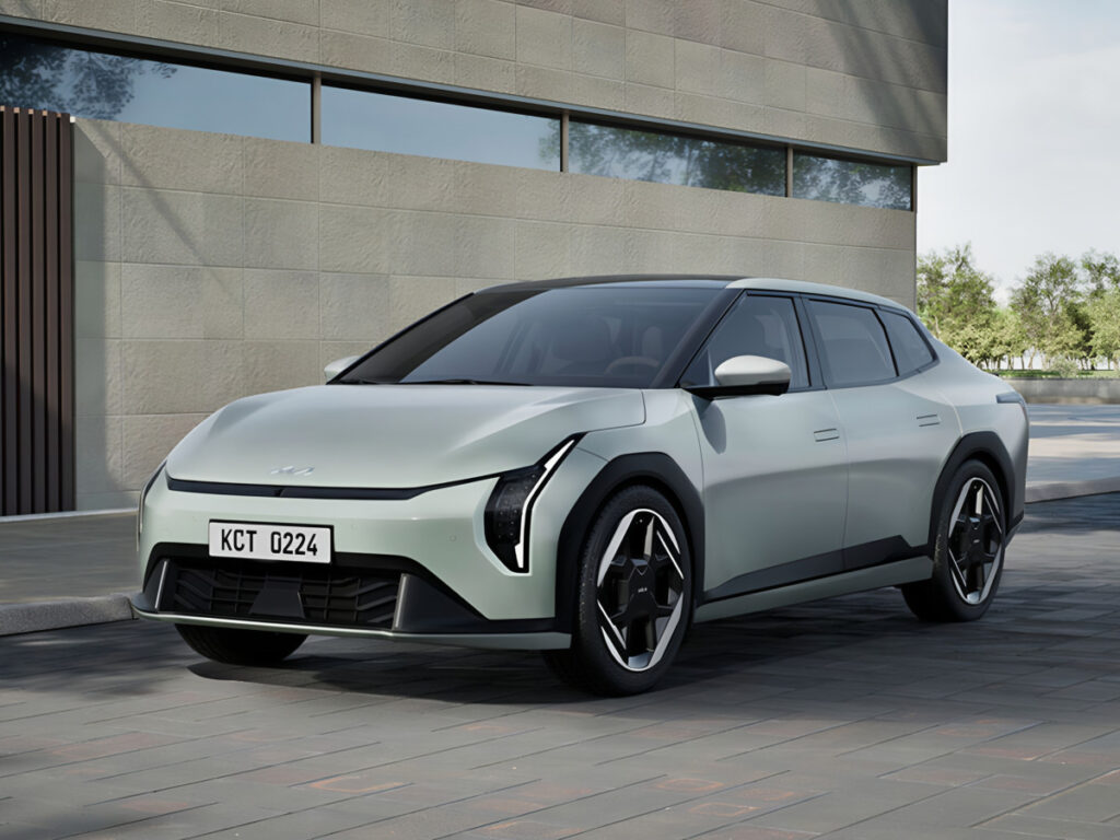 보조금 없이도 4천만 원대 초반"…첫 전기차로 이만한 차가 있을까? 5 Kia EV4 Tax Incentive Pricing (5)