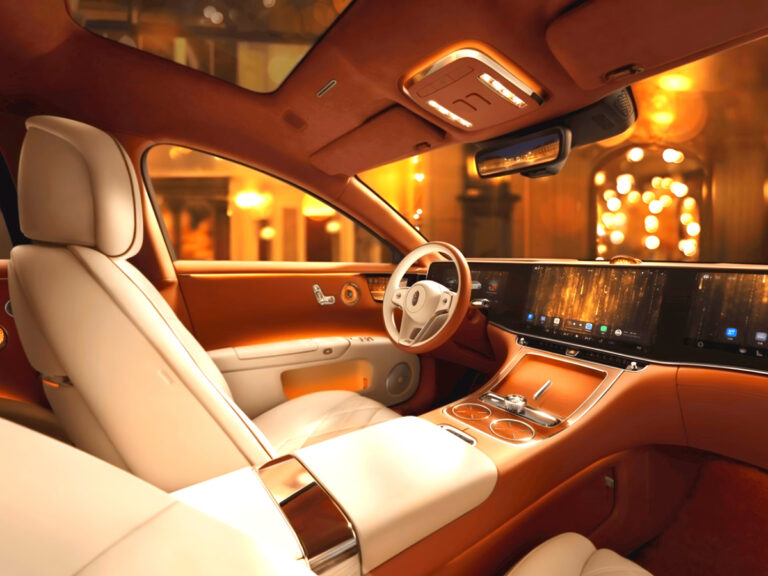 Maestro S800 Interior Reveal