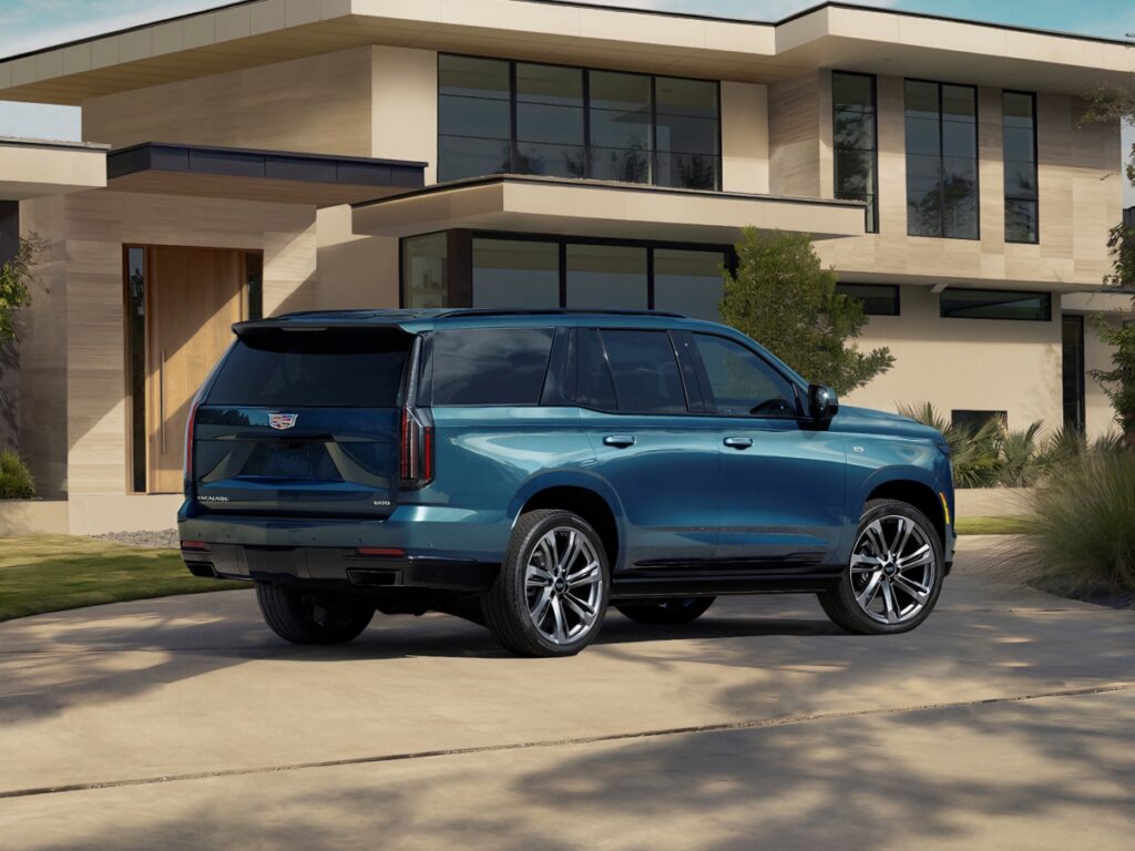 "와 팰리세이드 긴장해야겠네"…국내 출시 확정된 럭셔리 SUV, 이렇게 바뀐다고? 5 New Escalade is Nearing Launch (5)