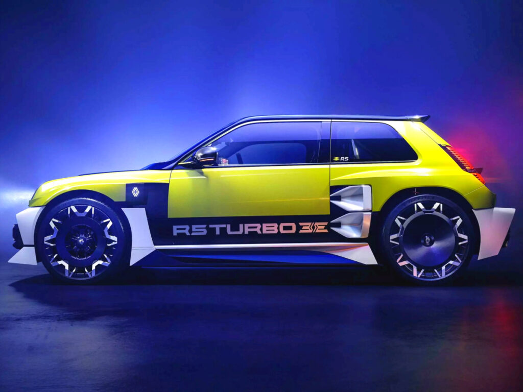 가성비로 인기몰이했는데 "이 차는 달라요"…르노 신차, 가격 보고 '화들짝' 4 Renault 5 Turbo 3E unveiled (4)