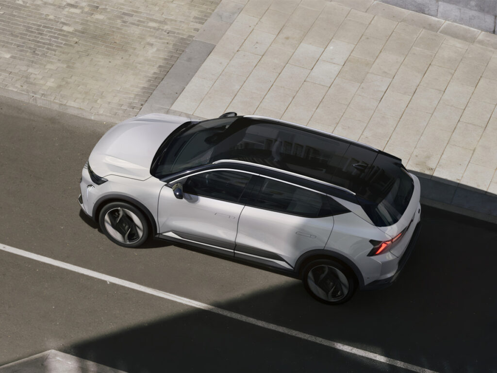 "그랑 콜레오스 너무 잘 팔렸나?"...또다시 엄청난 SUV 공개한 르노, 정체가? 1 Renault Scenic E-Tech 2026 Unveiled