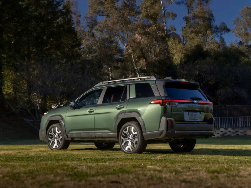 30년 만에 "확 바뀌었다"…역대급 변화에 난리 났다는 신형 SUV 5 Subaru 2026 Outback unveiled (5)