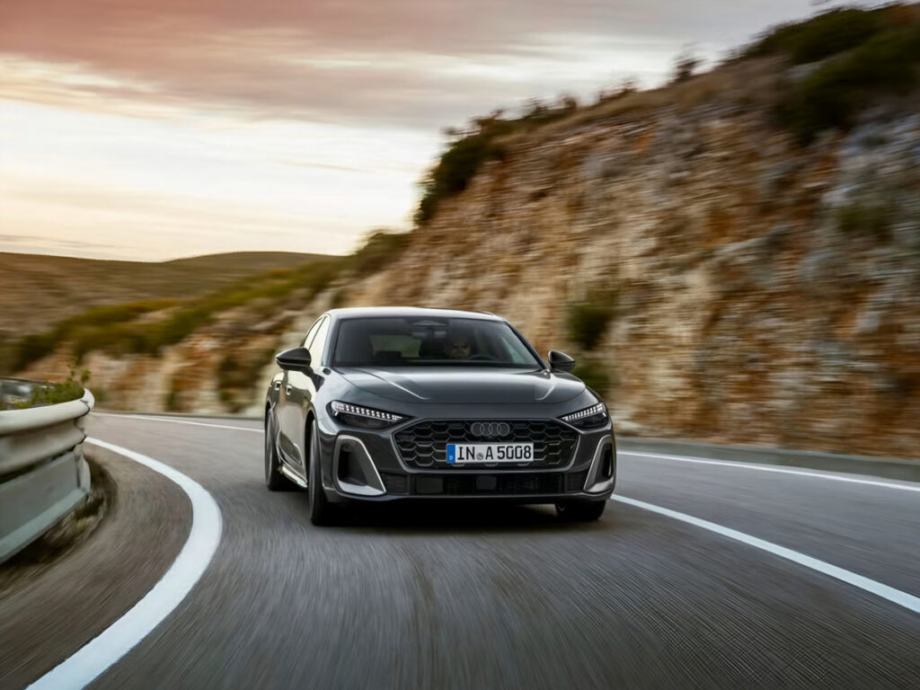 이름까지 바꾸더니 "BMW·벤츠 위협"…5월에 등장한다는 車, 정체는? 2 The New Audi A5 Pre-Order (2)