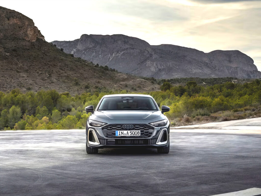 이름까지 바꾸더니 "BMW·벤츠 위협"…5월에 등장한다는 車, 정체는? 5 The New Audi A5 Pre-Order (5)