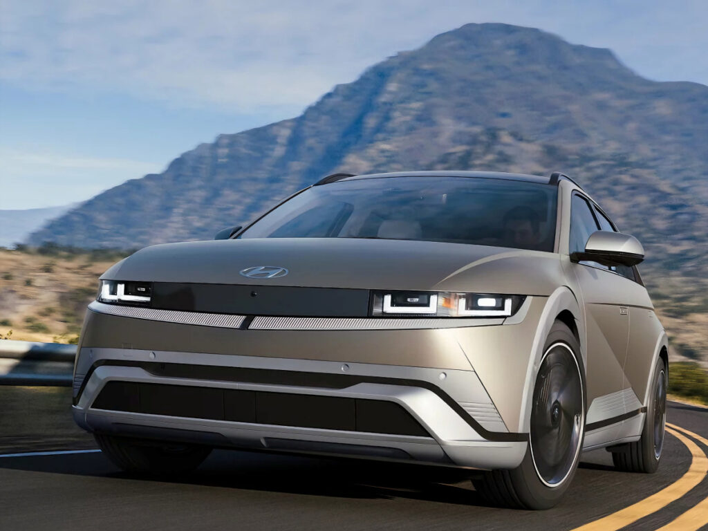 이게 바로 현대차 실력? "'최고의 차' 만들었다" 찬사…애호가들도 흠뻑 빠졌다 4 US 2025 Best Hybrid and EV Awards (4)