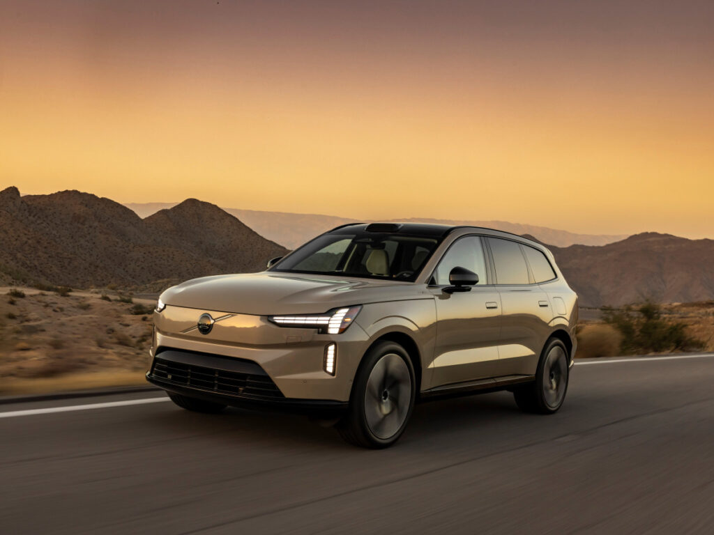 잘 만든다 했더니 "포르쉐마저 제쳤다"…믿기 힘든 상황에 '이럴 수가' 4 Volvo EX90 2025 World Car Awards (4)