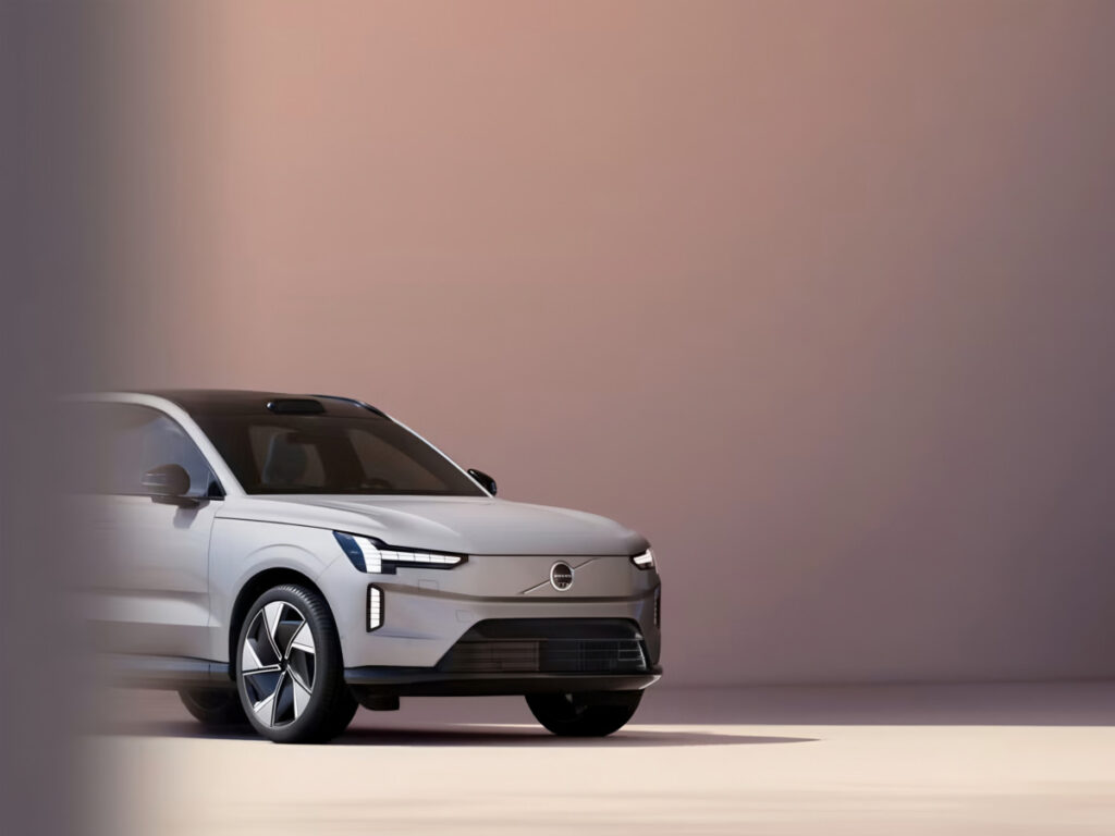 잘 만든다 했더니 "포르쉐마저 제쳤다"…믿기 힘든 상황에 '이럴 수가' 5 Volvo EX90 2025 World Car Awards (5)