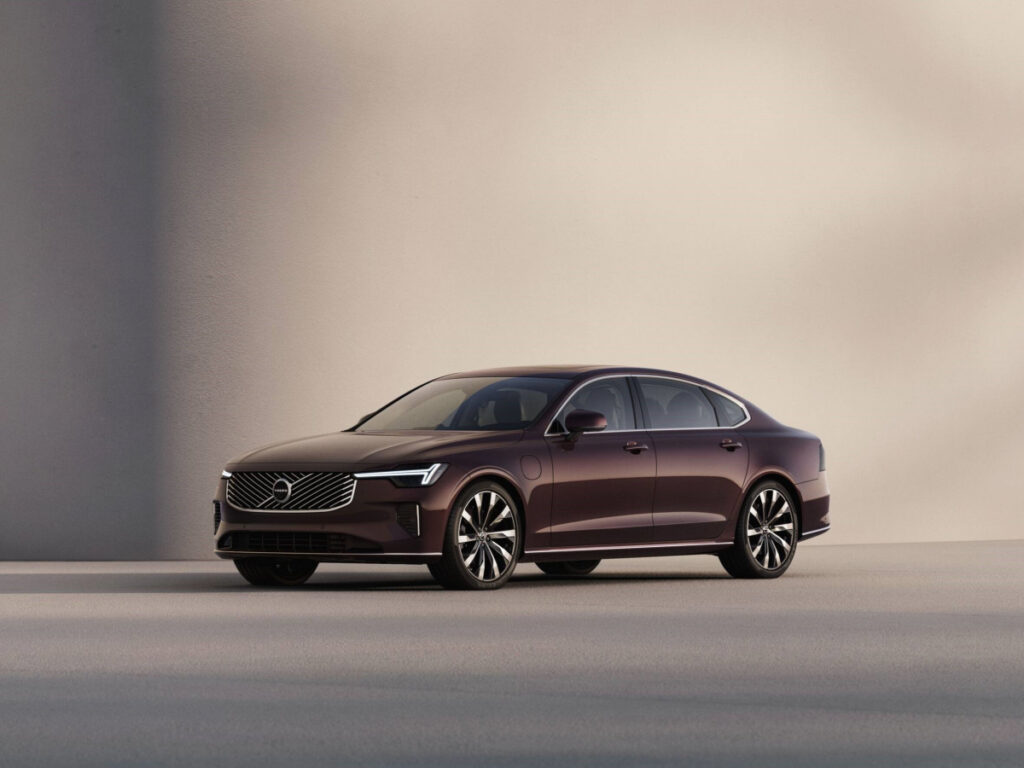 "제네시스 계약 잠깐만요"…마침내 공개된 볼보 플래그십 신차, 확 바뀐 모습에 '맙소사' 3 Volvo S90 partial change release (3)