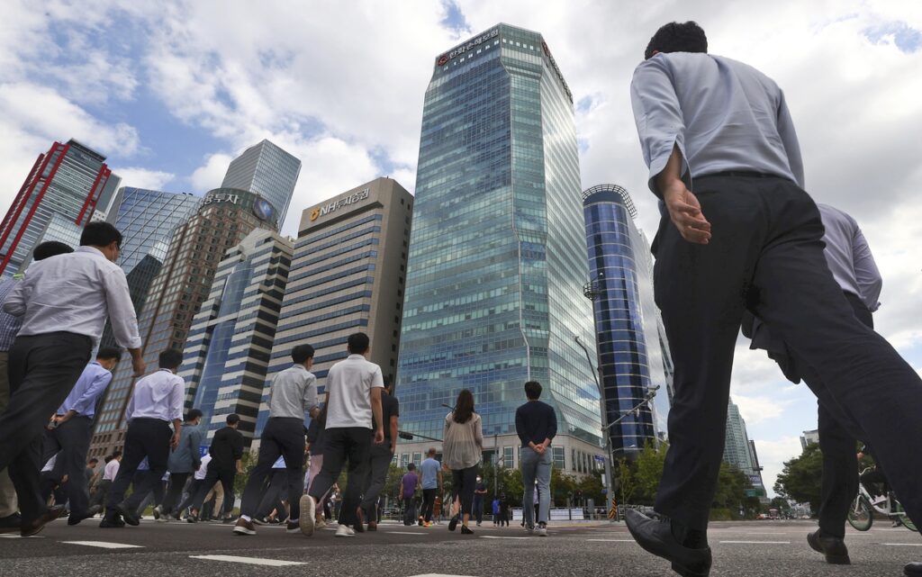 50대 고용절벽 정부 지원