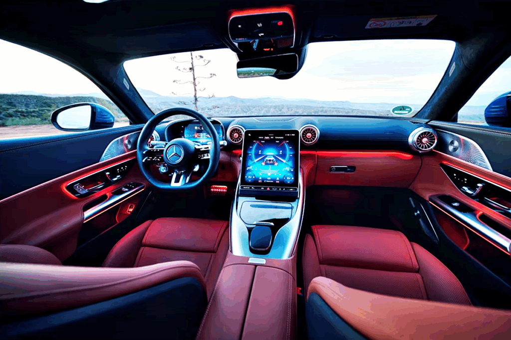 "BMW 긴장 되겠네" 10년 만에 출시된 벤츠 신차 4 벤츠