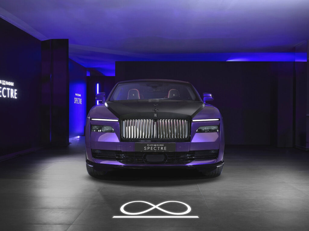 Black Badge Spectre Reveal (4)