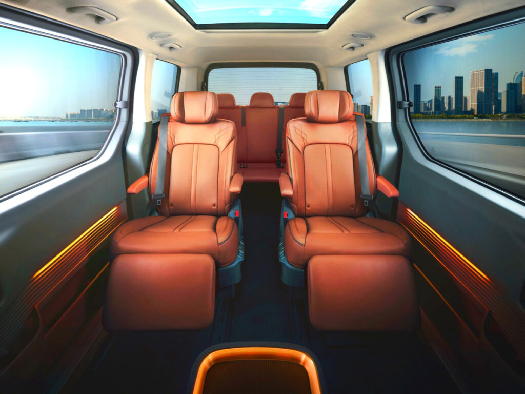 Hyundai Staria May 2025 Discount (5)