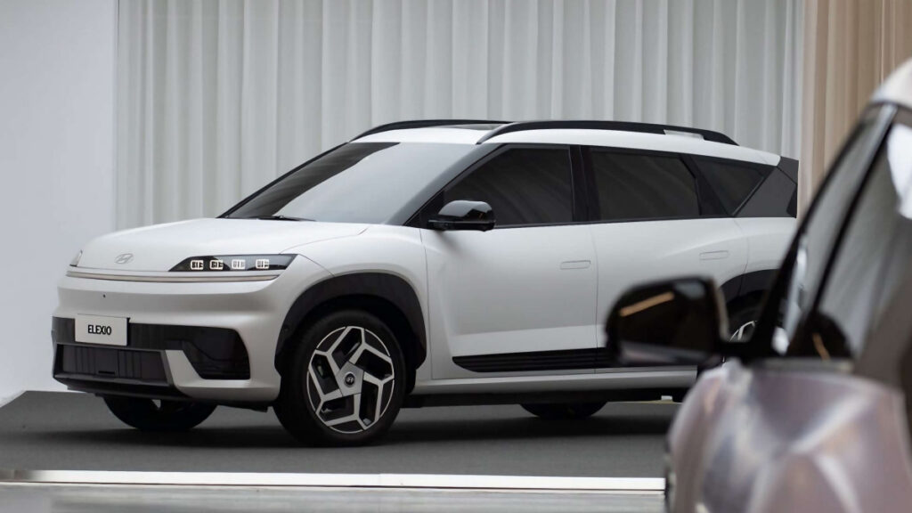 "현대차가 이걸 성공했다고?" 2천만원대 베일 벗은 전기차에 기대감 최고조 3 Hyundai rebounds in China market (8)