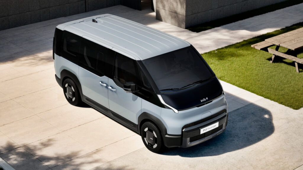 "카니발 계약 잠깐만요"…"미니밴이 2천만 원대라고?" 기아 신차 기대감 '폭발' 3 Kia PV5 Pre-Contract Announcement (3)