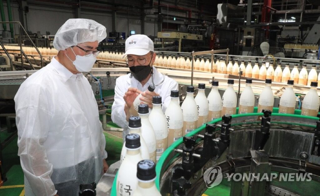 한번 맛 본 외국인들 '깜짝' "이게 대체 뭐에요?"…초대박 나자 100배 '껑충' 7 한국 막걸리 성공 신화