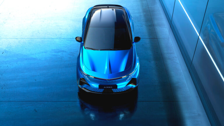 Renault Alpine A390 unveiled