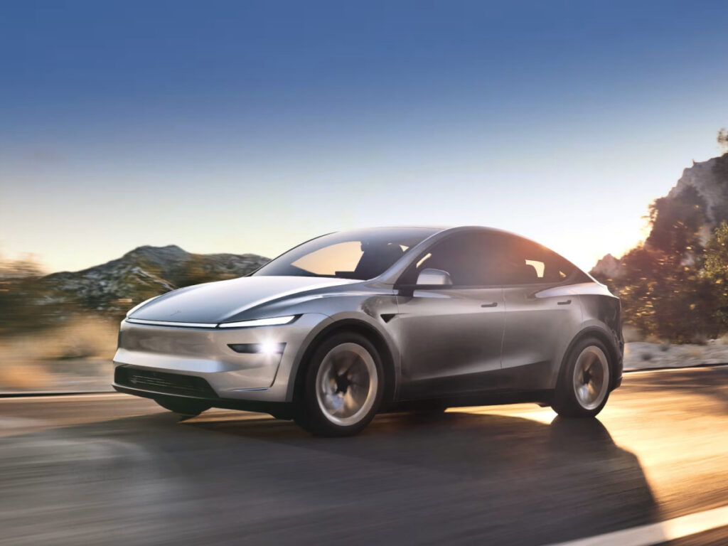 중국차 치고 나오는데 "5개월째 줄줄줄"…테슬라, 이게 정말이라면 5 Tesla China sales plummet (7)