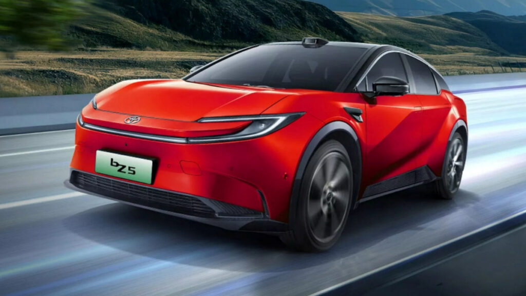 "이 가격 실화?"...테슬라 반값이면 산다는 車, 가격표 공개되자 '이럴 수가' 3 Toyota BZ5 Price Reveal (3)