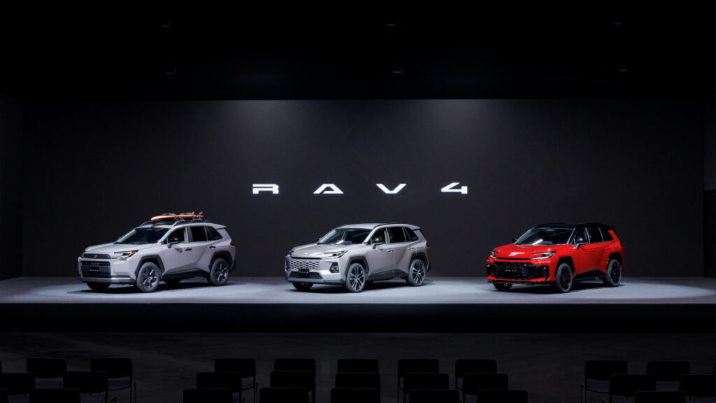 Toyota unveils new RAV4 (6)