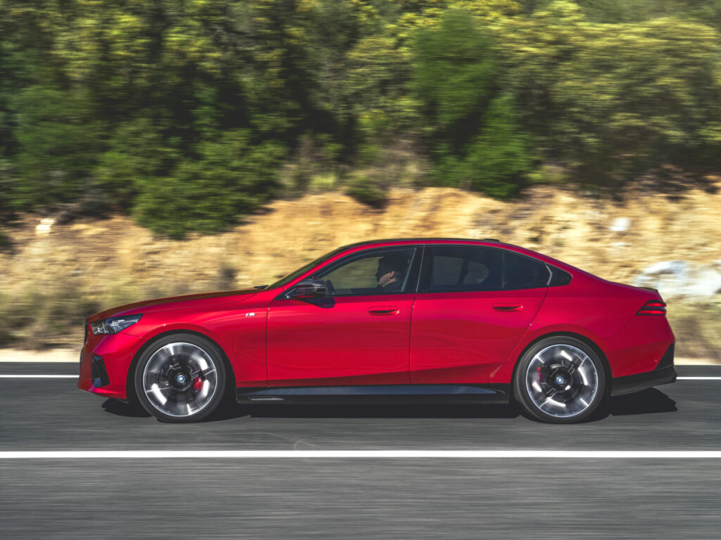 "제네시스 계약 취소"…1800만 원 할인으로 서열정리 나선 '수입차' 1 bmw 2025 may discount