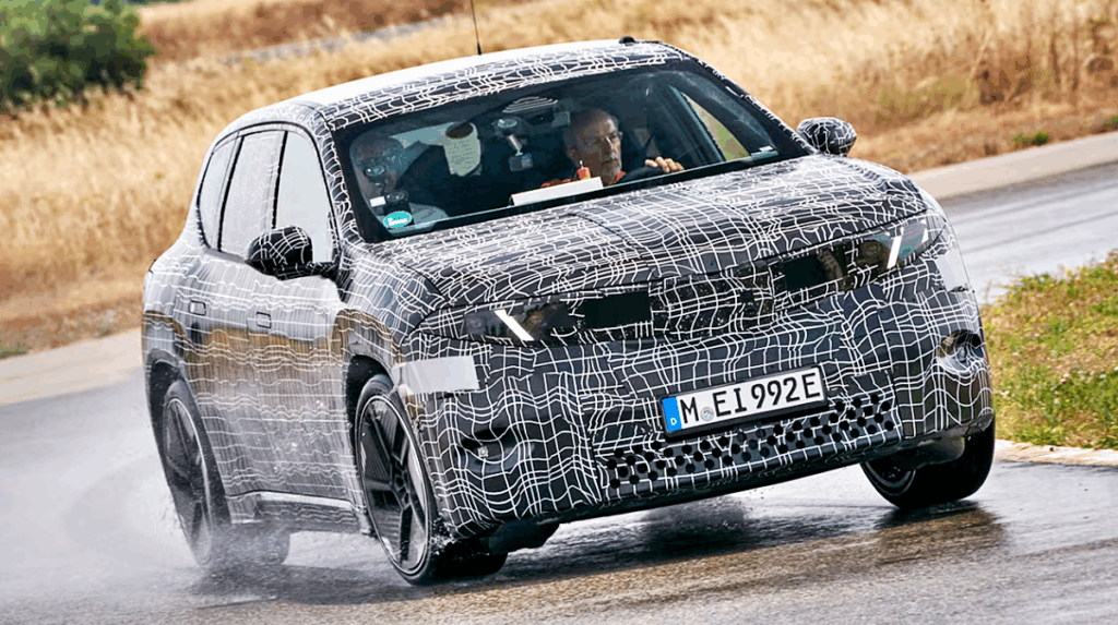 세계 최초 기술? "BMW가 진짜로 작정했네"…무려 800km 가는 車 정체가 2 BMW iX3